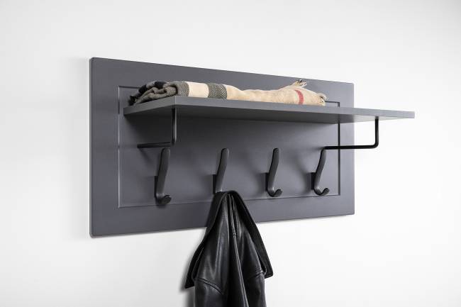 Комод четыре ящика и две дверки и вешалка для одежды Остин цвет серый графит/дуб крафт золотой Комод четыре ящика и две дверки и вешалка для одежды Остин цвет серый графит/дуб крафт золотой