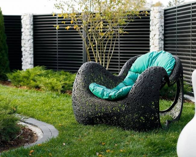 Базальтовое кресло "Portal", Черное Базальтовое кресло "Portal", Черное