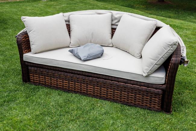 Чехол на кровать VIOLETTA